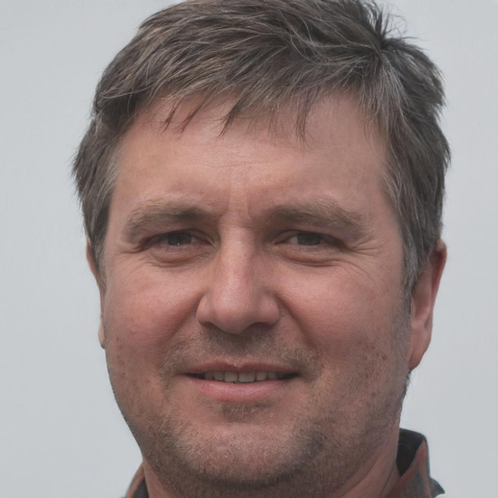 Financial Analysis Specialist David Thompson